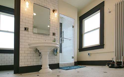 2nd Floor Master Bath 6.jpg